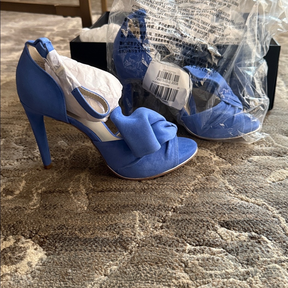 Kenneth Cole Heels - Picture 2 of 4